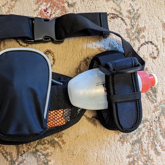 NEW Gemline Reflective Running/Hiking/Travel Belt with removable attachments - Picture 3 of 9